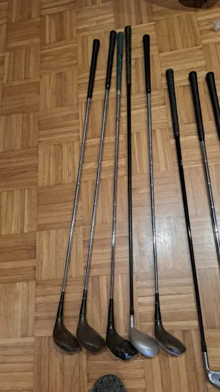 Bolsa de golf con palos Dunlop y Wilson