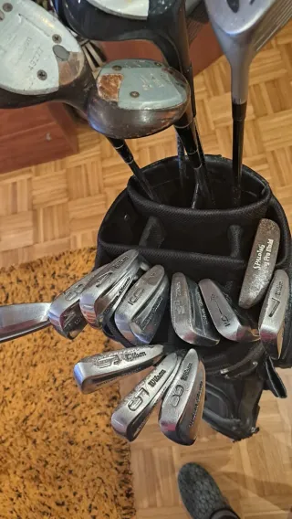 Bolsa de golf con palos Dunlop y Wilson