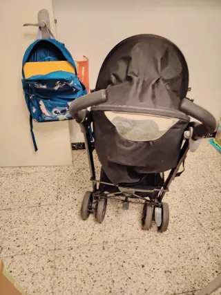 Silla de paseo Joie negra