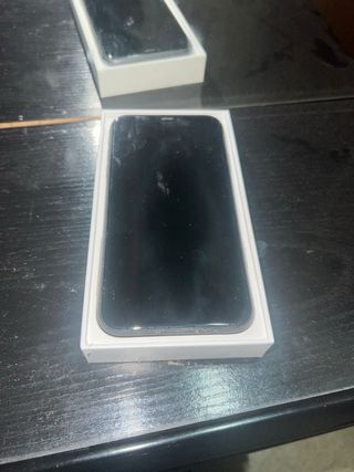 iPhone 11 Negro con Caja Original