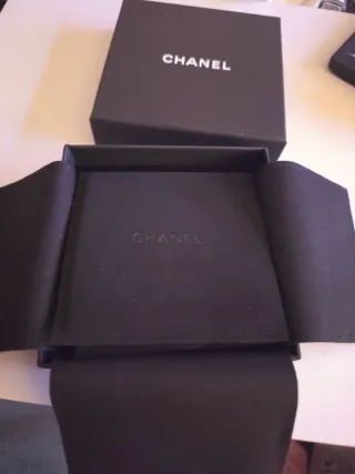 Pendientes Chanel perla negra y dorada