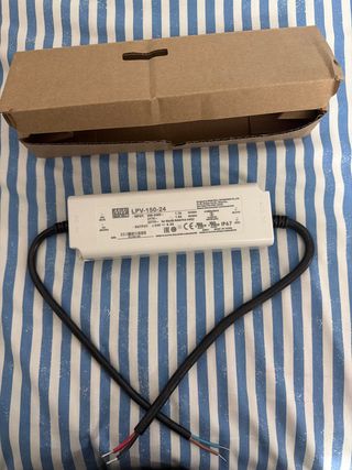 Fuente Alimentación LED Mean Well LPV-150-24