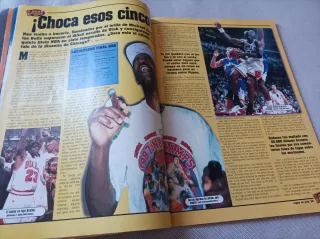 Revista basket XXL Michael Jordan 1997 con POSTERS