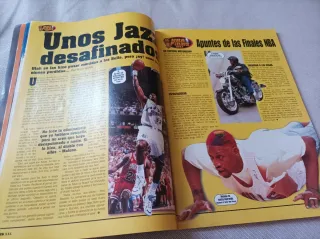 Revista basket XXL Michael Jordan 1997 con POSTERS