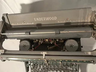 Máquina de Escribir Underwood Antigua
