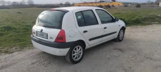 Renault Clio automático