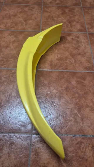 Guardabarros Derbi Senda R Amarillo