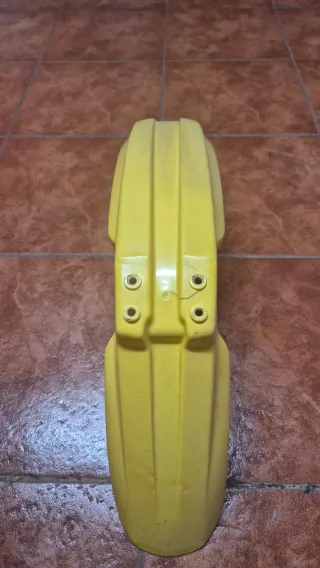 Guardabarros Derbi Senda R Amarillo