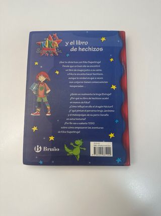 Kika Superbruja y el libro de hechizos (Kika Su...