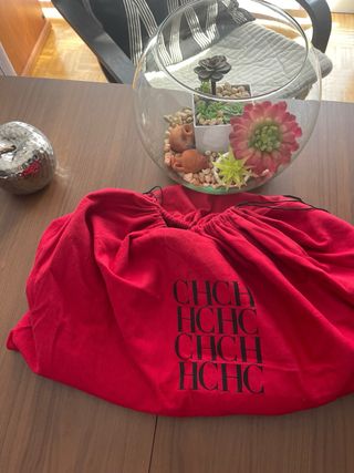 Bolso Carolina Herrera, negro.