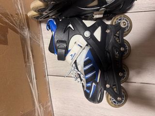 Patines en línea con cuchillas