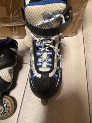 Patines en línea con cuchillas