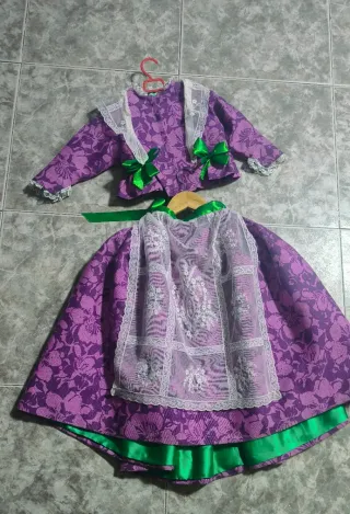 Traje de fallera niña morado y blanco