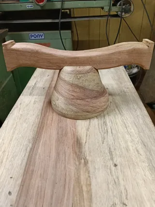 Conjunto de entrada. Aparador y espejo