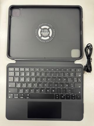 Funda con teclado para ranura