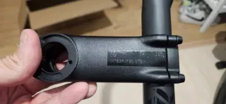 Manillar de carbono para bicicleta