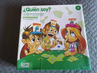 Juego de mesa familiar "¿Quién soy?"