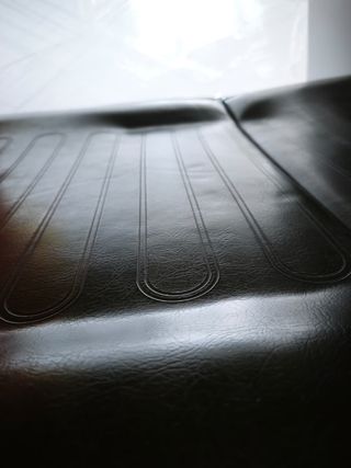 Camilla Hidráulica BASIC PLUS Negra