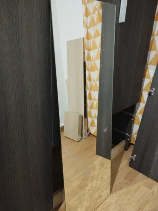 Espejo de habitación de cristal