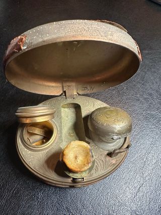 Tintero de viaje VINTAGE latón grabado