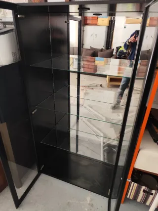 Vitrina expositora cristal y madera