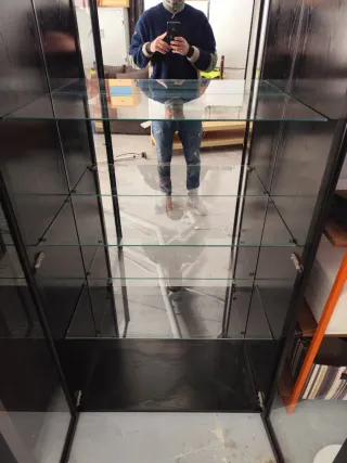 Vitrina expositora cristal y madera