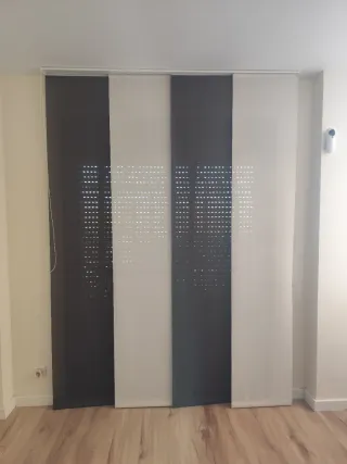 Panel japonés chocolate y blanco roto