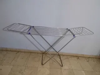Tendedero Metálico Plegable