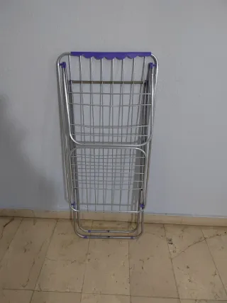 Tendedero Metálico Plegable