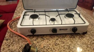 Cocina de gas 3 fuegos sin estrenar
