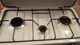Cocina de gas 3 fuegos sin estrenar