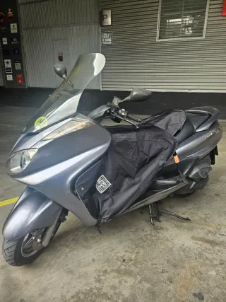 Yamaha Majesty 400 Puños LIBRO REVISIONES 120M kms