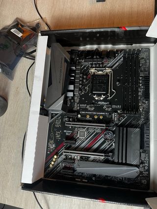 Placa Base ASRock Z390 Phantom Gaming SLI