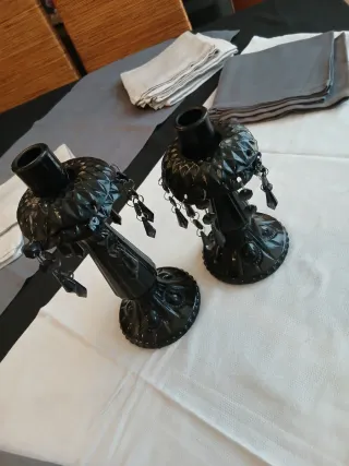 Lote 2 candelabros negros