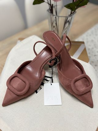 Zapatos tacón Zara rosa hebilla