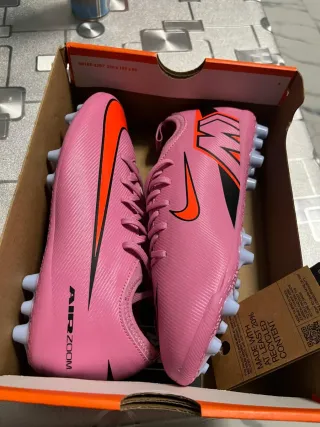 Botas de fútbol Nike Air Zoom rosas