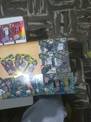 54 Cromos Megacracks 25/26