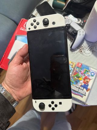 Nintendo Switch OLED Blanca