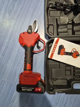 Tijeras Podar Eléctricas 50mm 1000W