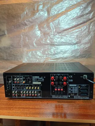 Receptor AV Yamaha RX-V496RDS Negro