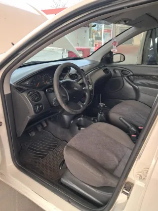 Ford Focus 2001