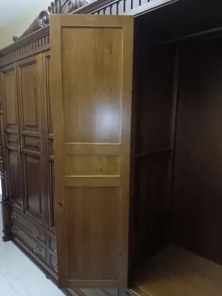 Dormitorio completo madera nogal.