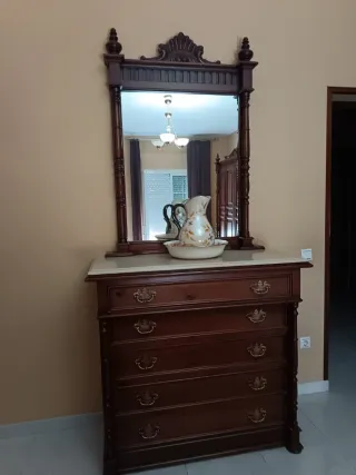 Dormitorio completo madera nogal.