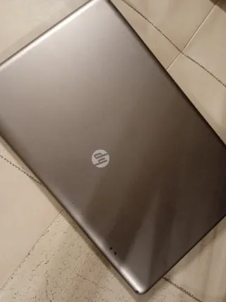 Lote 2 Portátiles HP y Acer para piezas