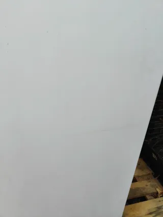 Nevera vertical Beko LED Lighting