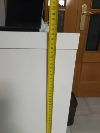 Estantería Ikea Kallax con patas