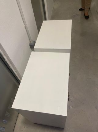 2 Mesitas de noche pintadas blanco