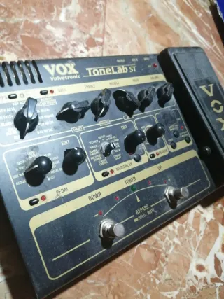 Vox Tonelab Valvetronix Pedalera con Válvula