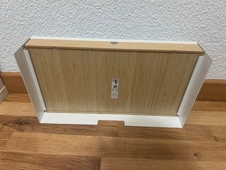 Soporte monitor blanco