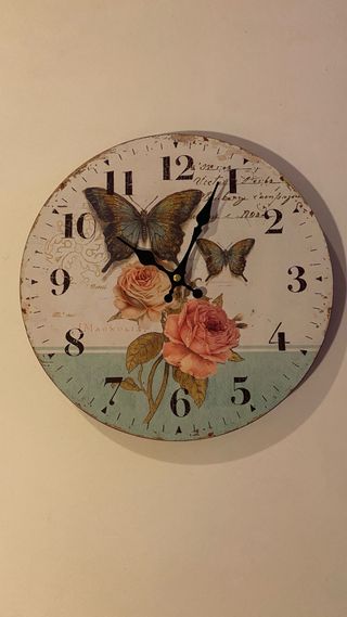 Reloj de Pared Decorativo Mariposas y Rosas